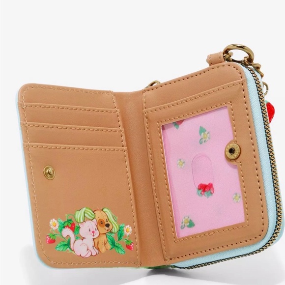 Strawberry Shortcake Characters Mini Zipper Wallet NWT - Picture 3 of 4